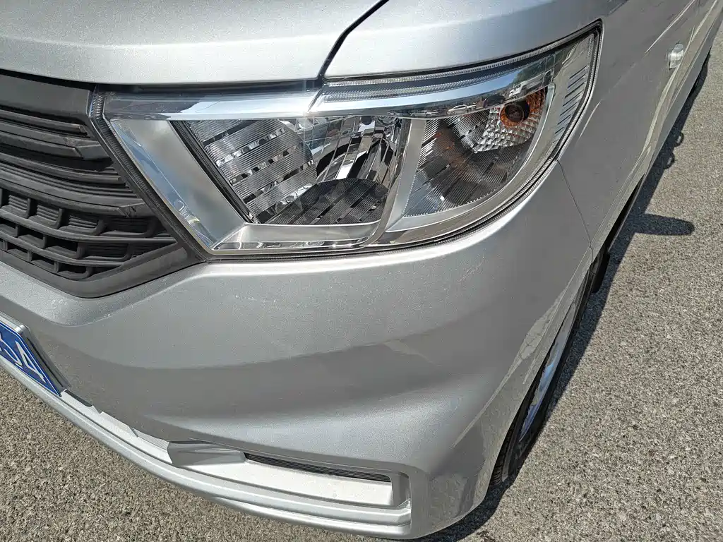 Wuling Hongguang V — миниатюра 14