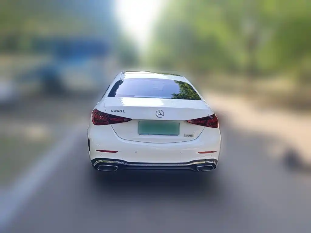 Mercedes-Benz C-Class — миниатюра 7