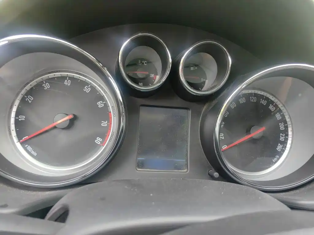 Buick Regal — миниатюра 4