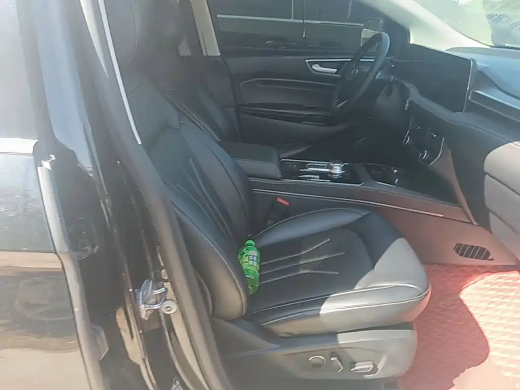 Ford Edge — миниатюра 25