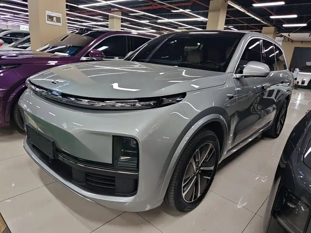 Li Auto Li L8 — миниатюра 2