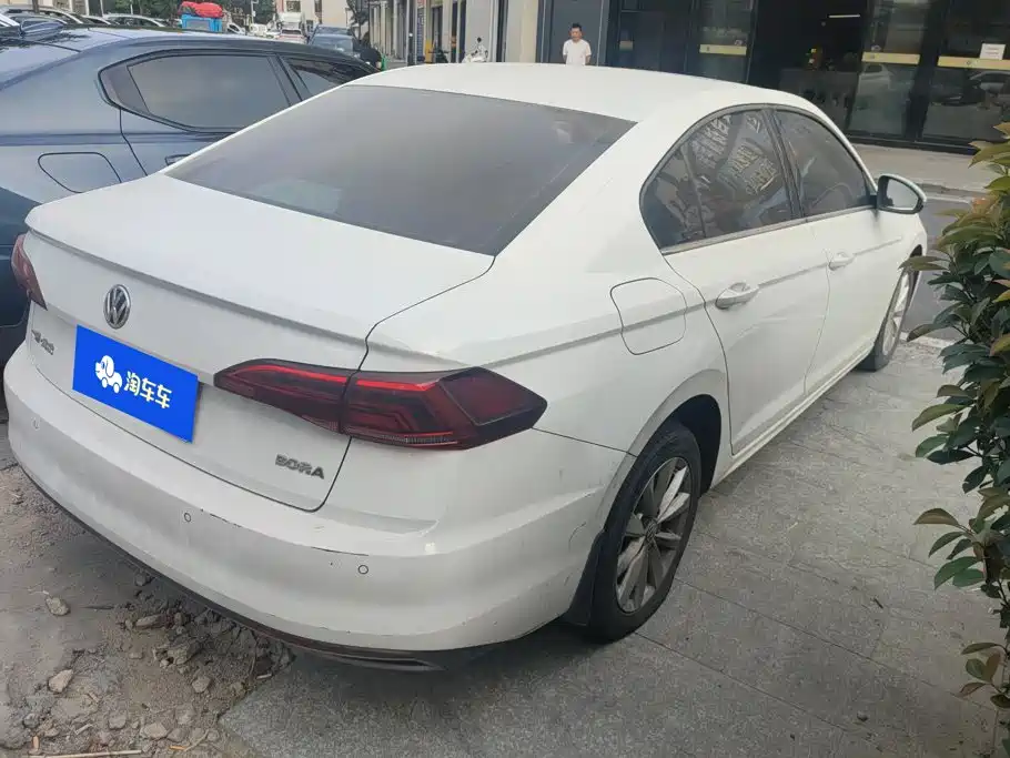 Volkswagen Bora — миниатюра 3