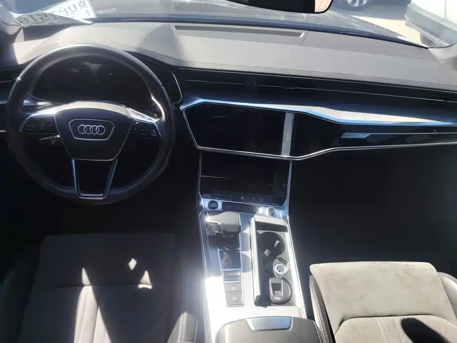 Audi A6L — миниатюра 12