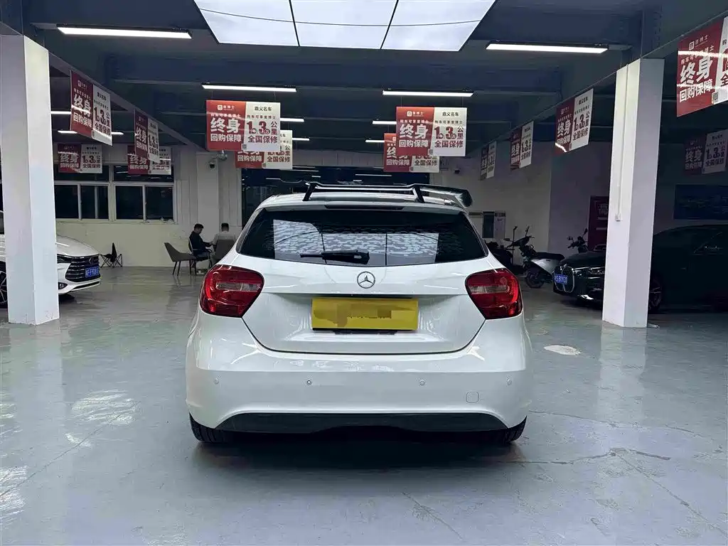 Mercedes-Benz A-Class (Import) — миниатюра 7