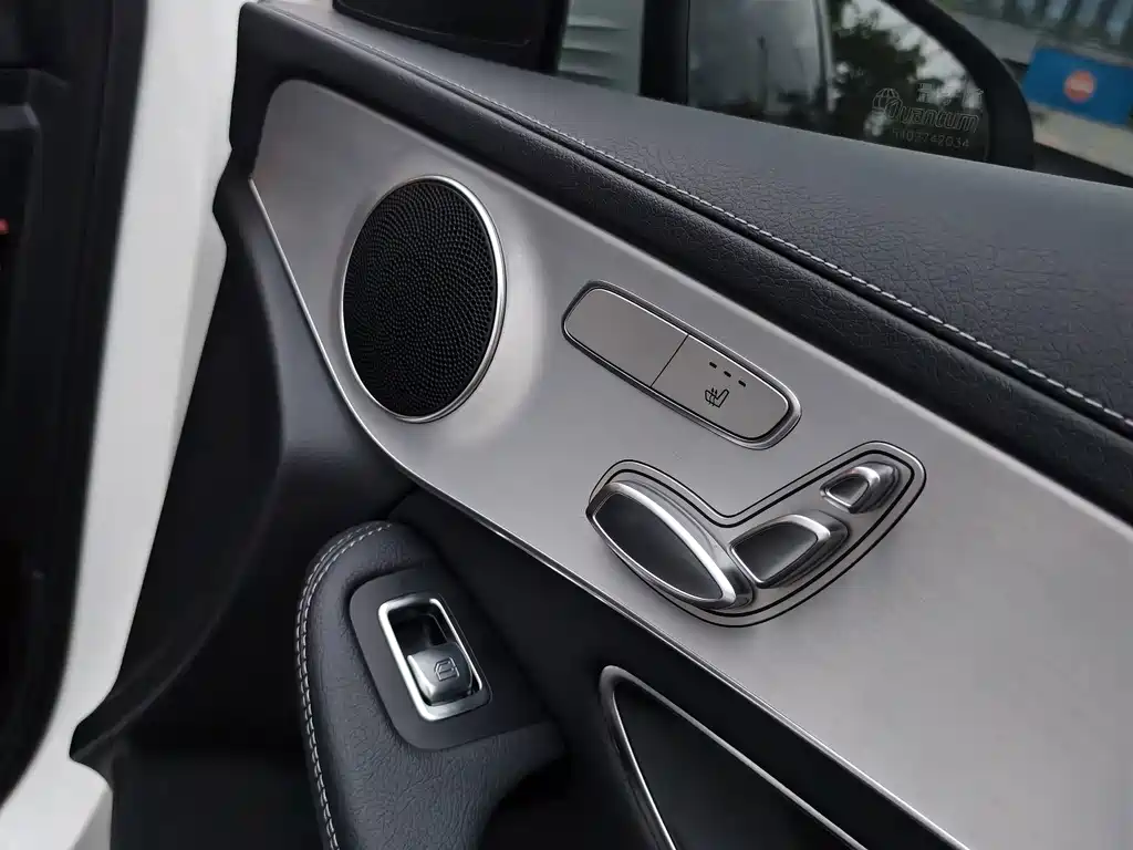 Mercedes-Benz GLC — миниатюра 14
