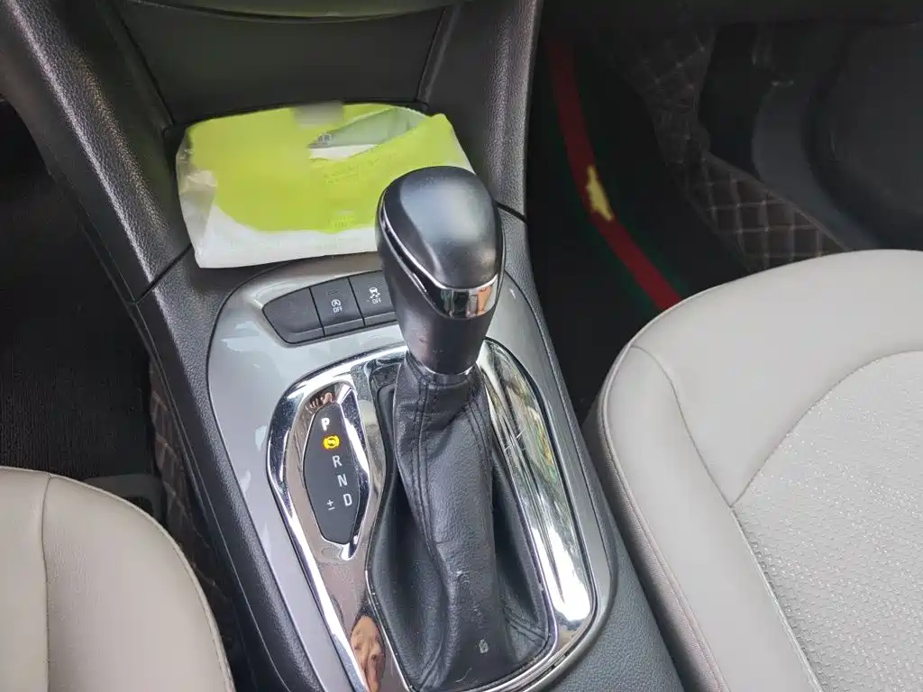 Chevrolet Cruze — миниатюра 7