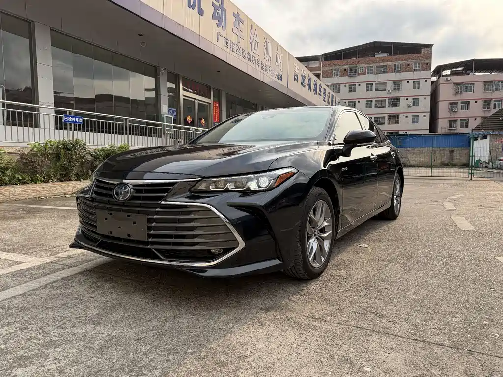 Toyota Avalon 2021