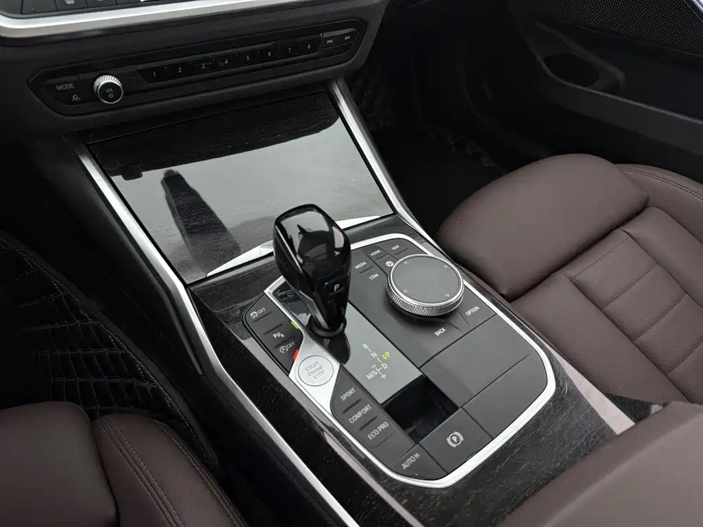 BMW 3 Series — миниатюра 12