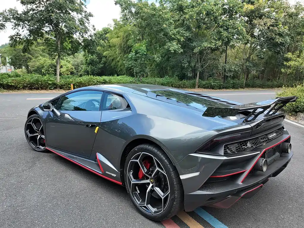 Lamborghini Huracán — миниатюра 3