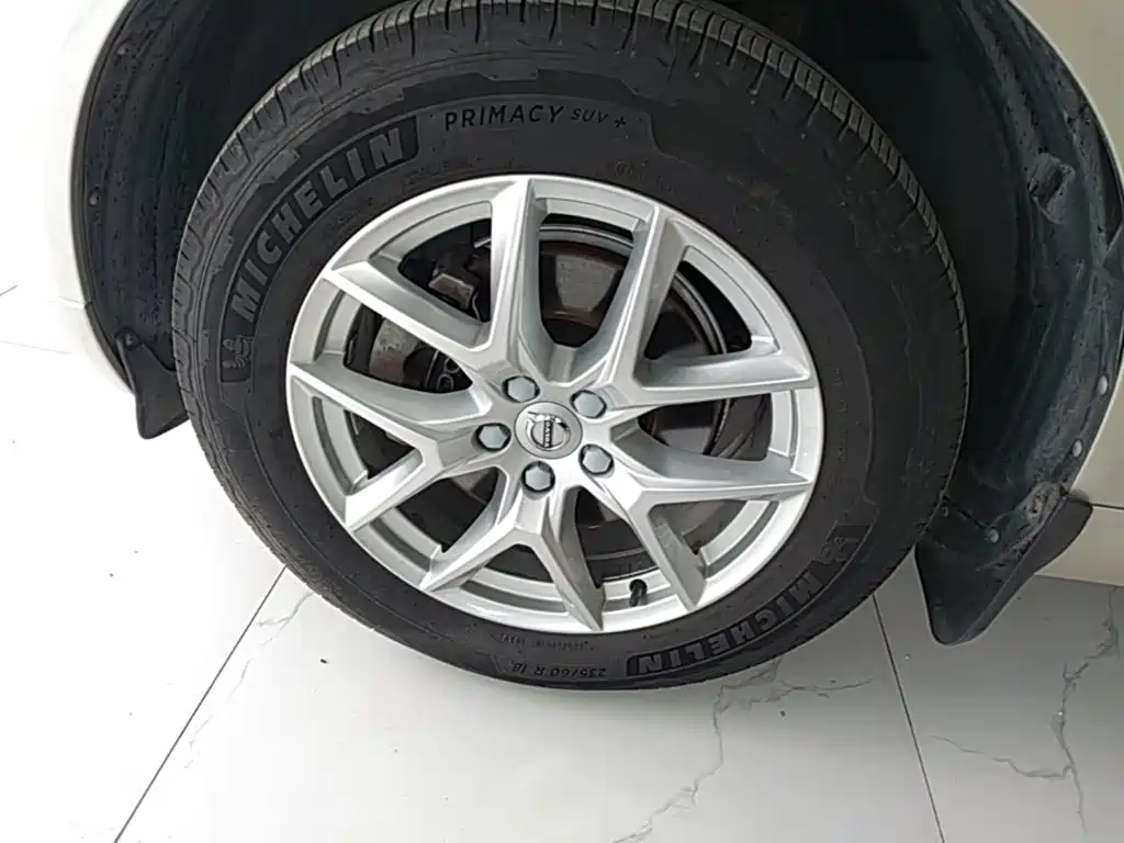 Volvo XC60 — миниатюра 23