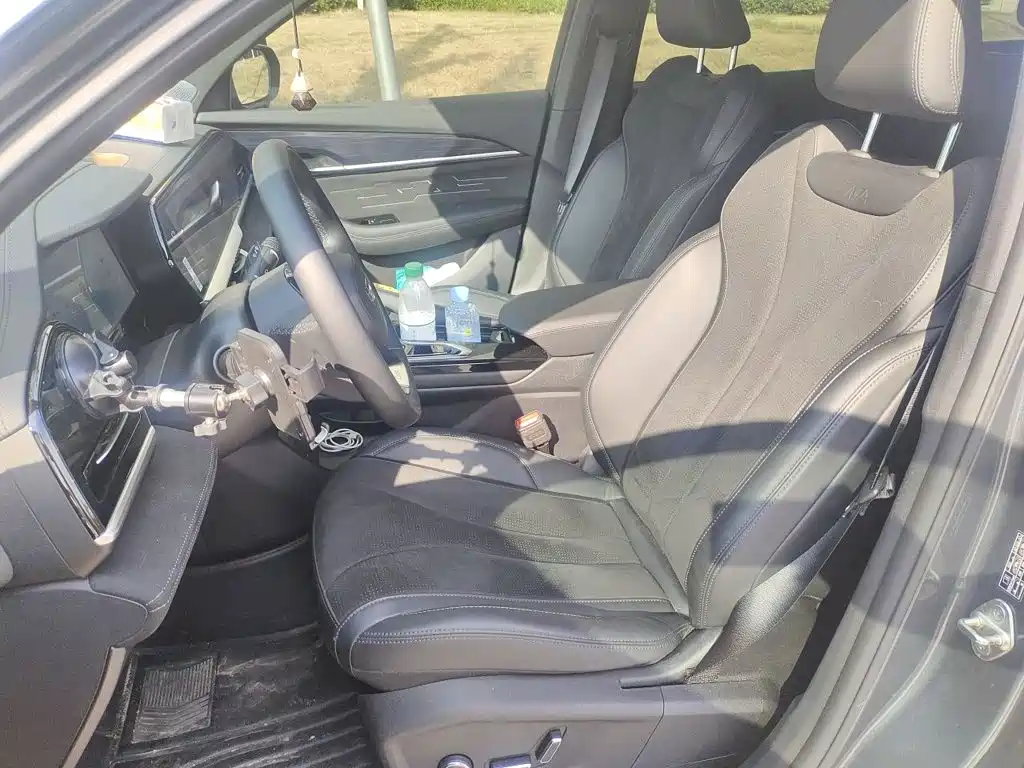 Geely Xingyue L — миниатюра 8
