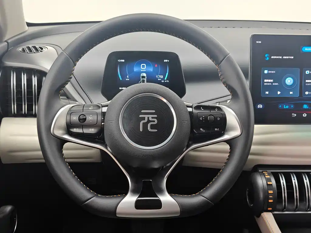 BYD Yuan Plus — миниатюра 13