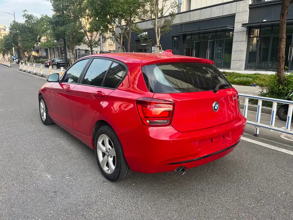BMW 1 Series (Import) — миниатюра 6