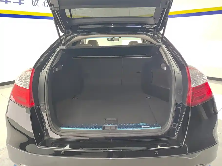 Honda Crosstour — миниатюра 4