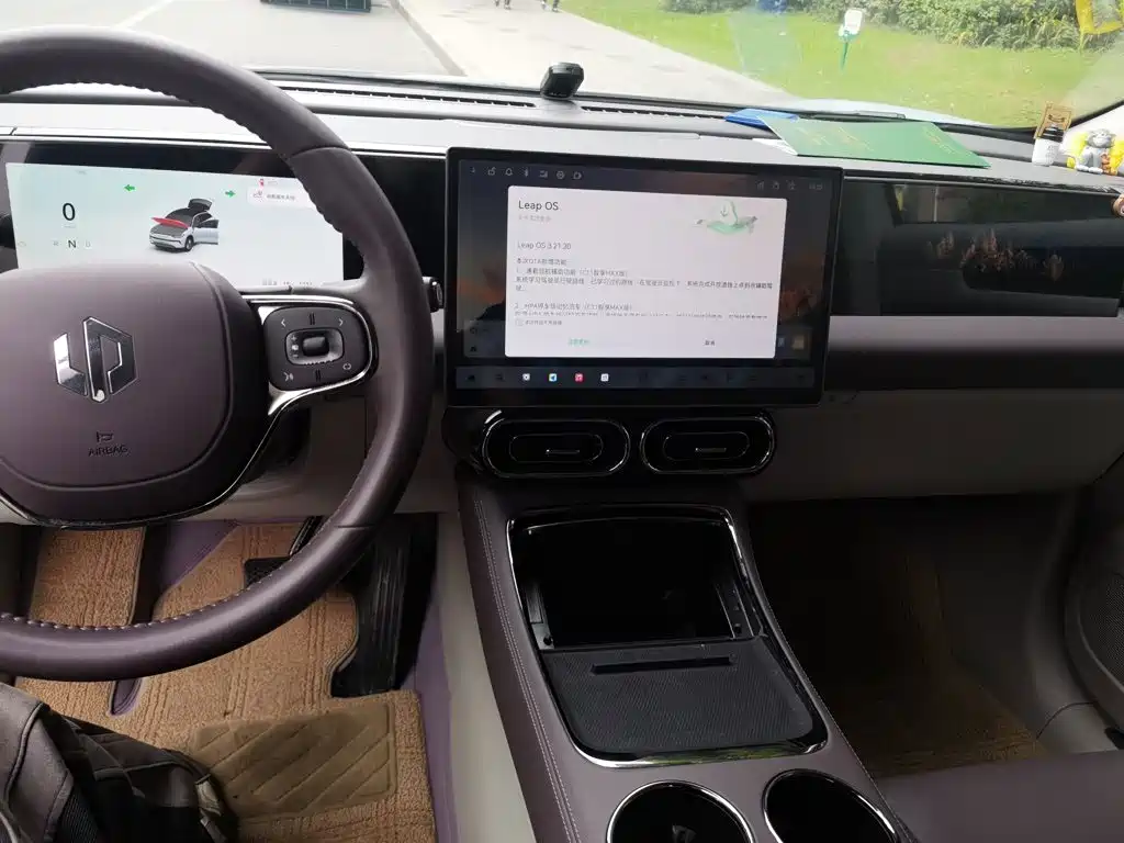 Leapmotor Leapmotor C11 — миниатюра 14