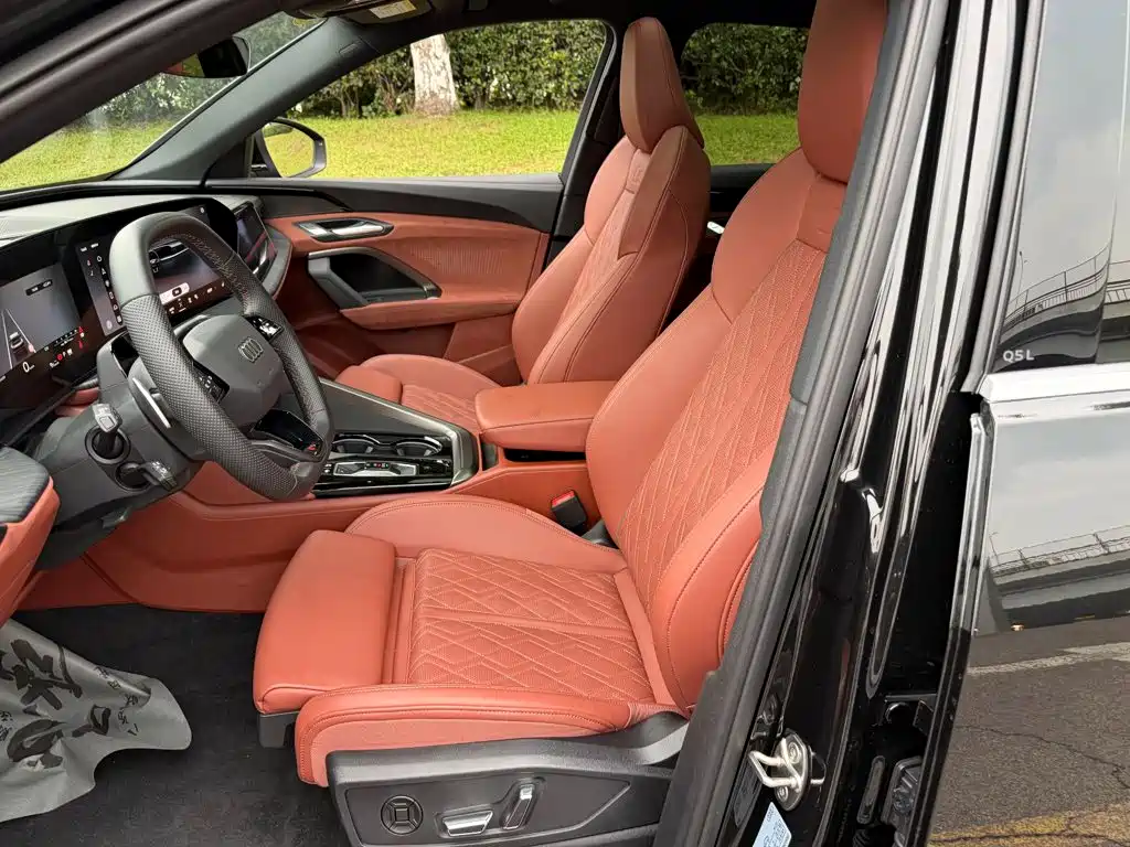 Audi Q5L — миниатюра 8
