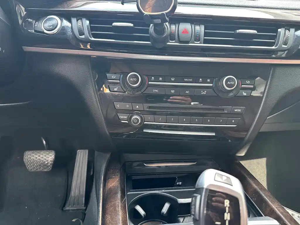 BMW X5 (Import) — миниатюра 13
