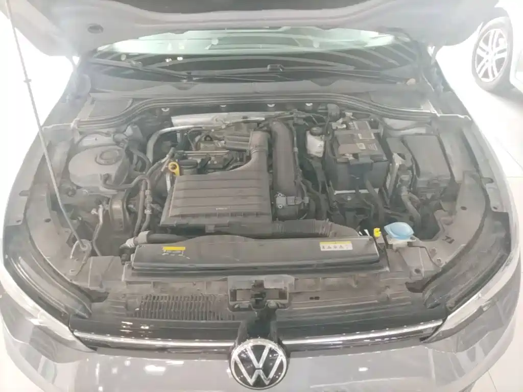 Volkswagen Golf — миниатюра 20
