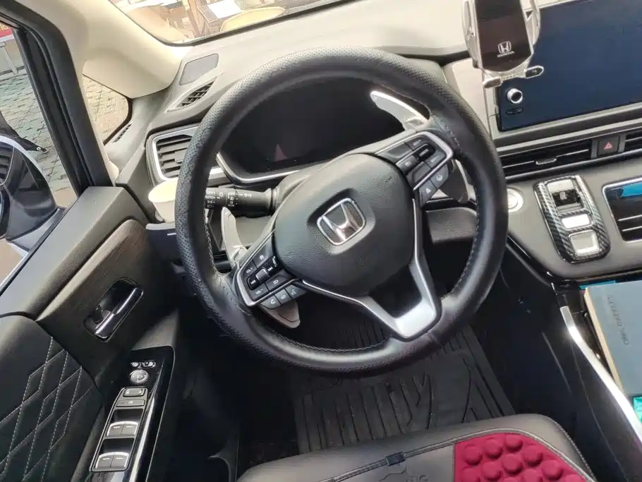 Honda Elysion — миниатюра 15