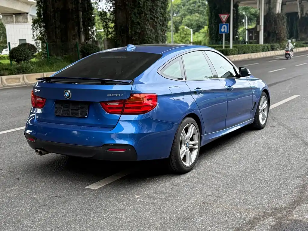 BMW 3 Series GT — миниатюра 13