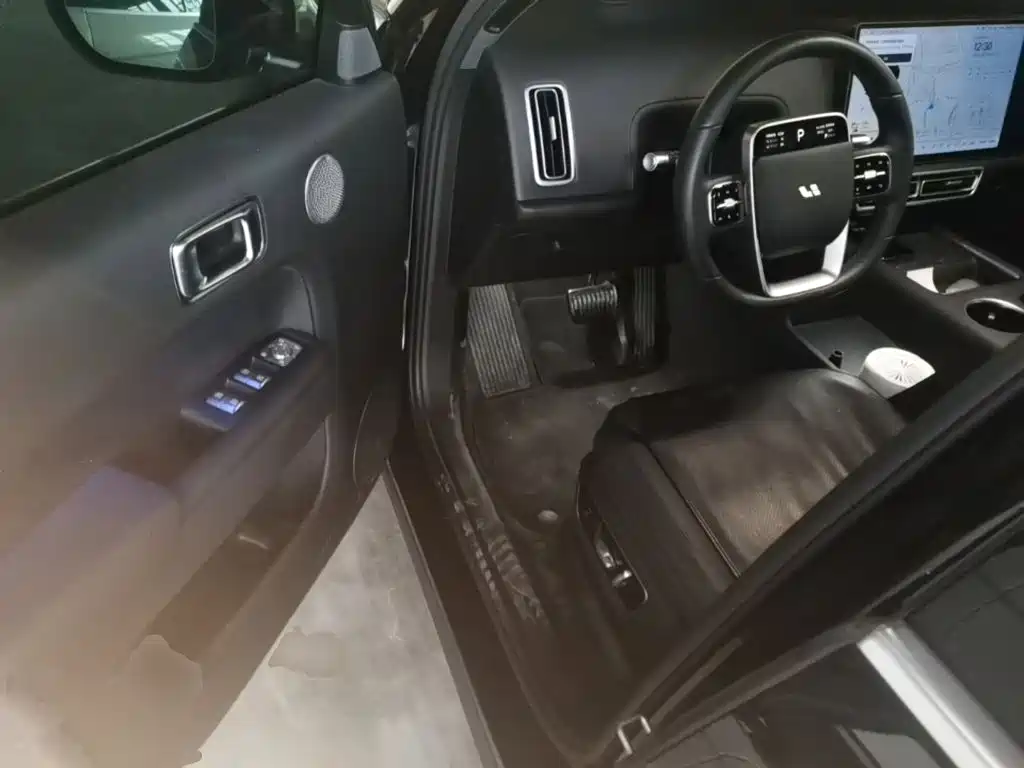 Li Auto Li L7 — миниатюра 16