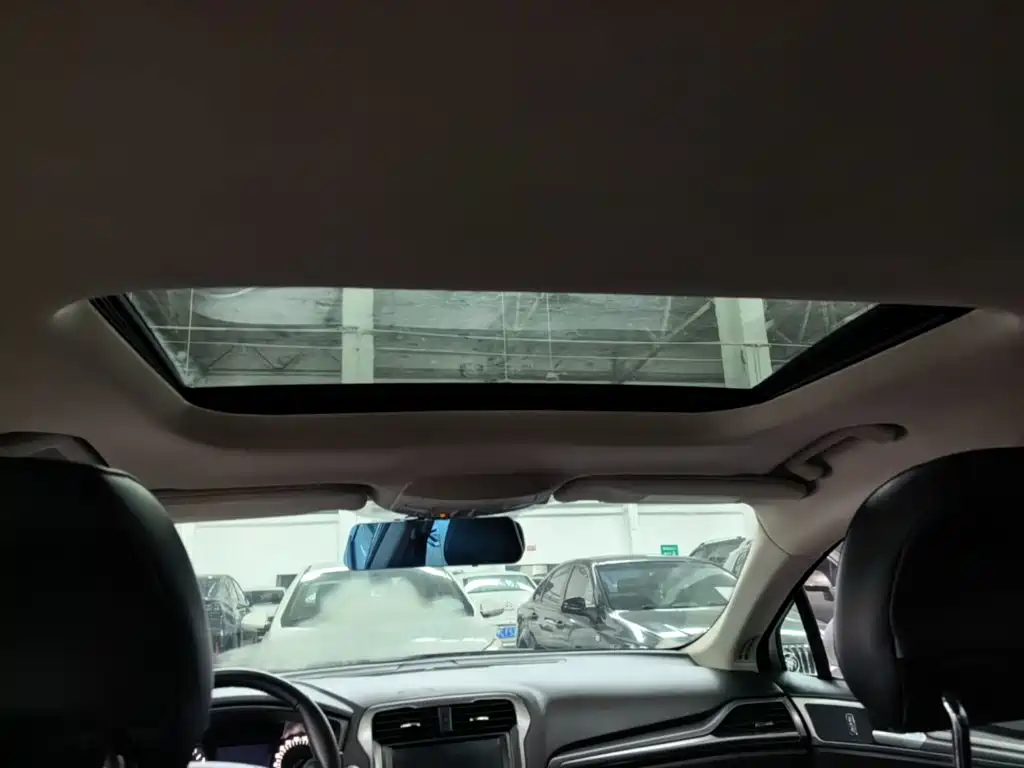Ford Mondeo — миниатюра 18