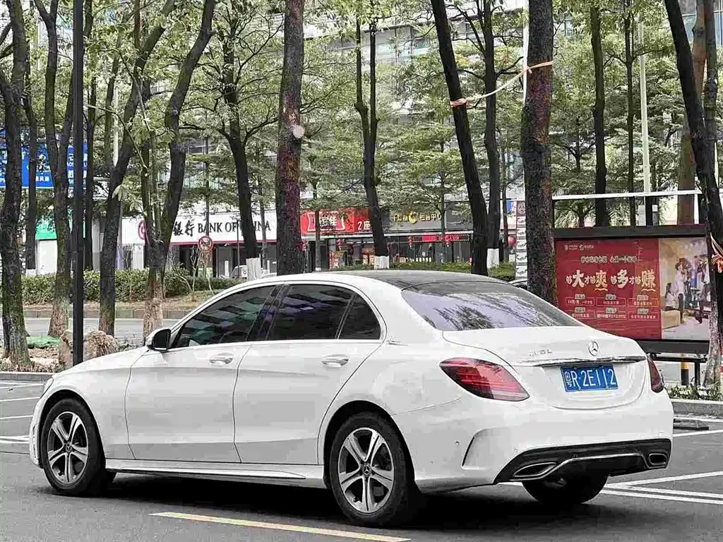 MERCEDES-BENZ C CLASS