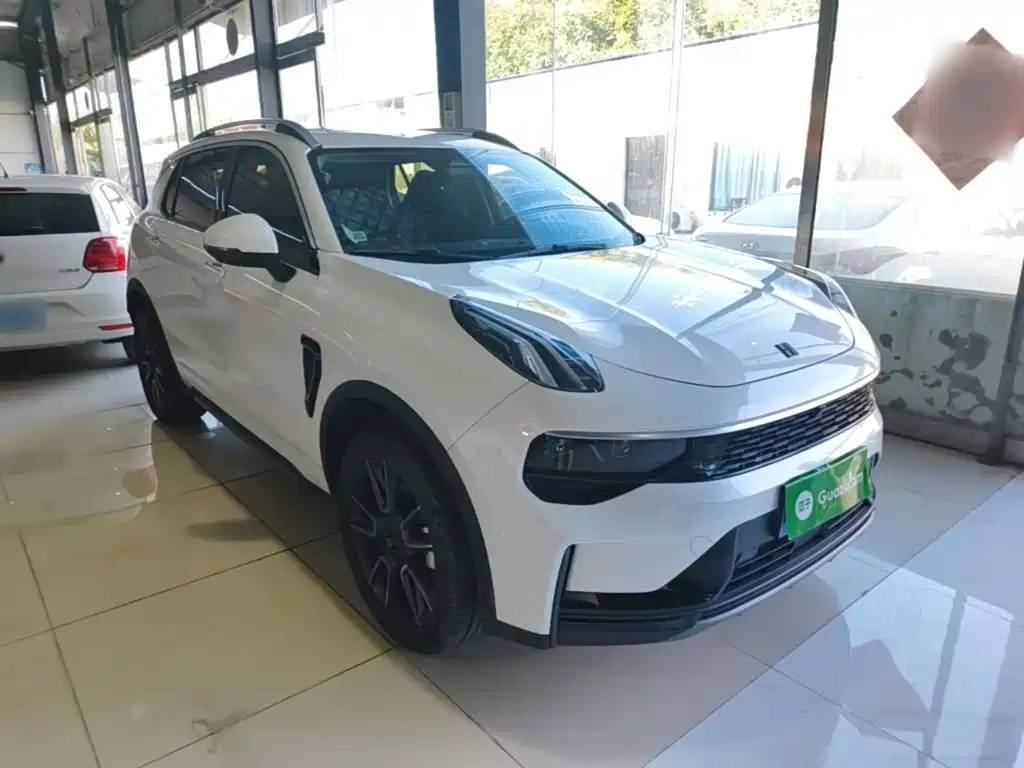 Lynk & Co 01 — миниатюра 4
