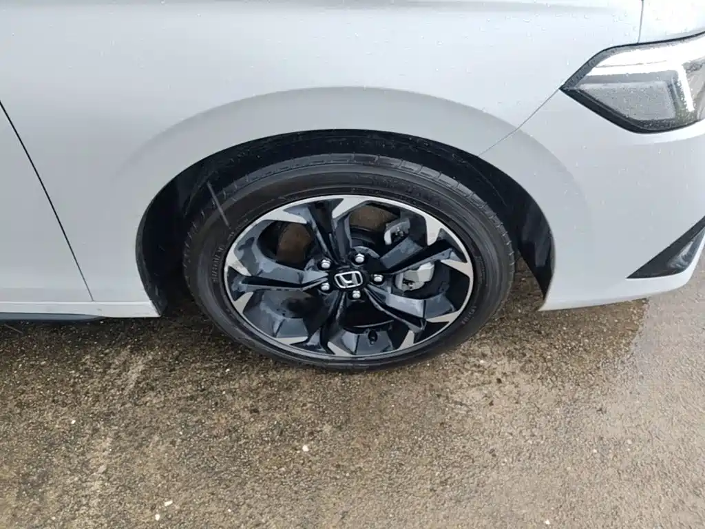 Honda Civic — миниатюра 12