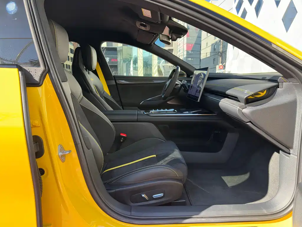 XIAOMI CAR XIAOMI SU7 ULTRA