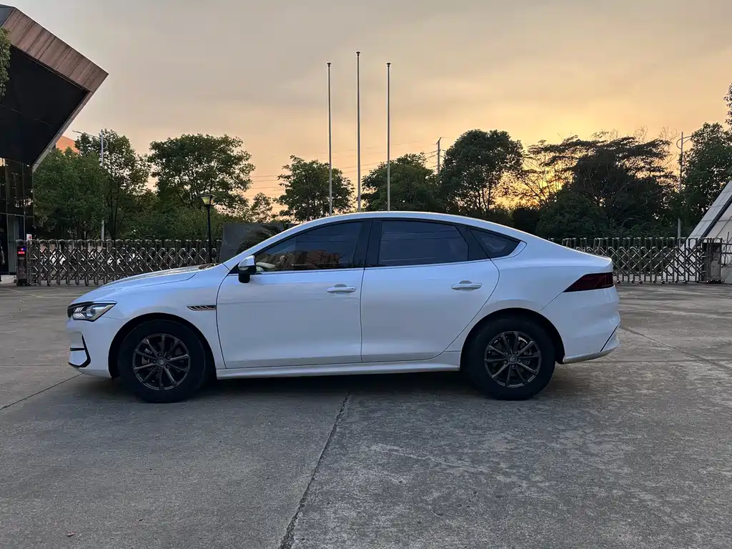 BYD Qin PLUS — миниатюра 5