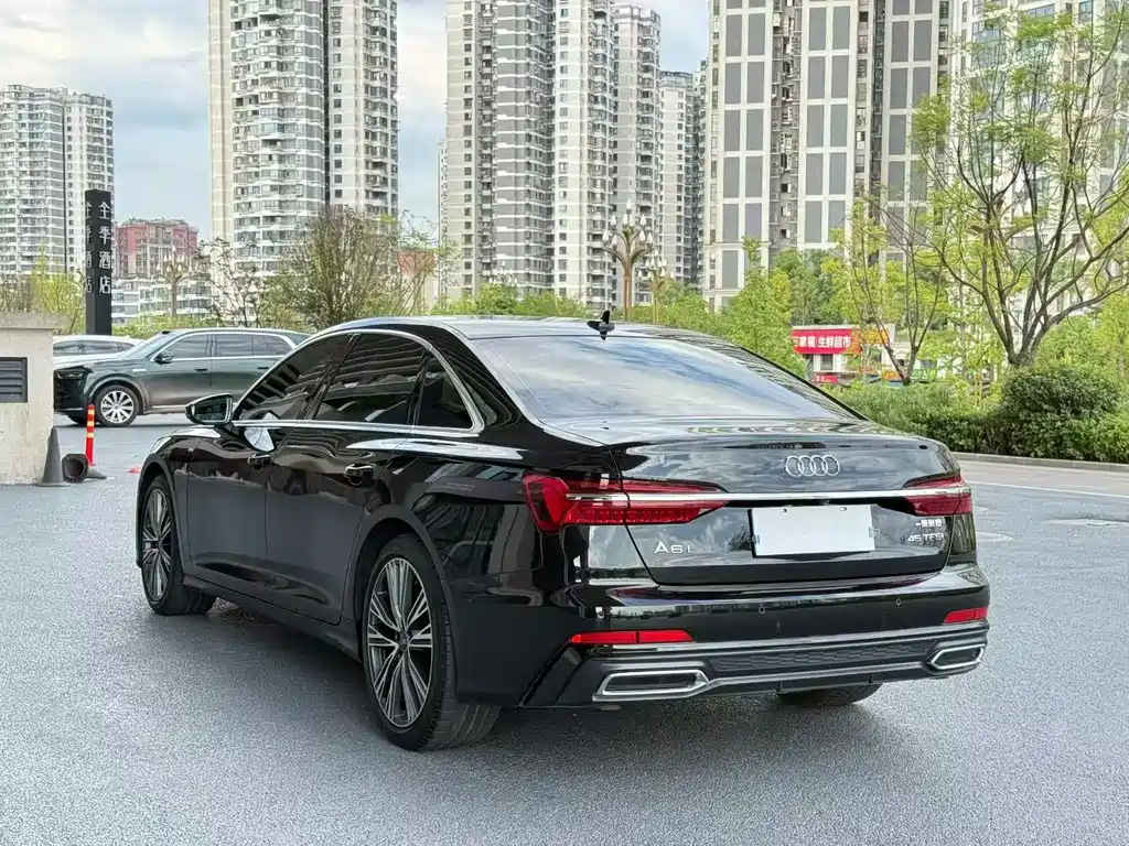 Audi A6L — миниатюра 7