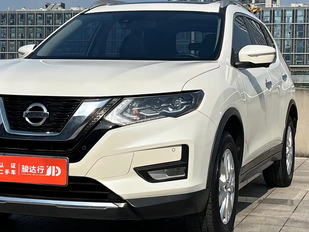 Nissan X-Trail — миниатюра 7