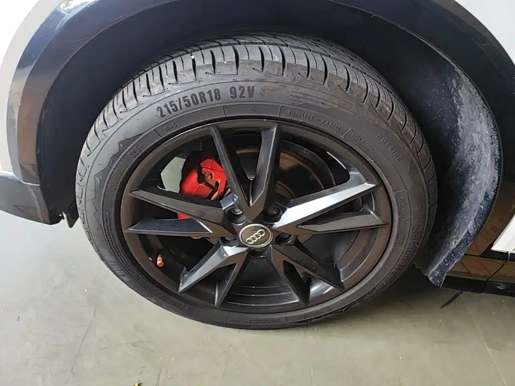 Audi Q2L — миниатюра 23