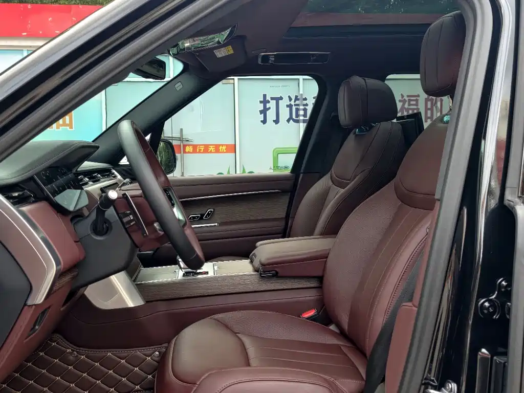 Land Rover Range Rover — миниатюра 4