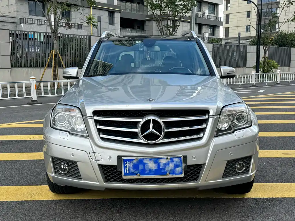 Mercedes-Benz GLK-Class (Import) — миниатюра 17