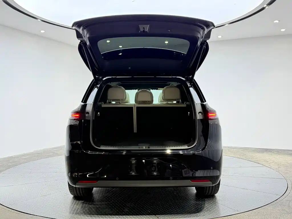 Li Auto Li L6 — миниатюра 10