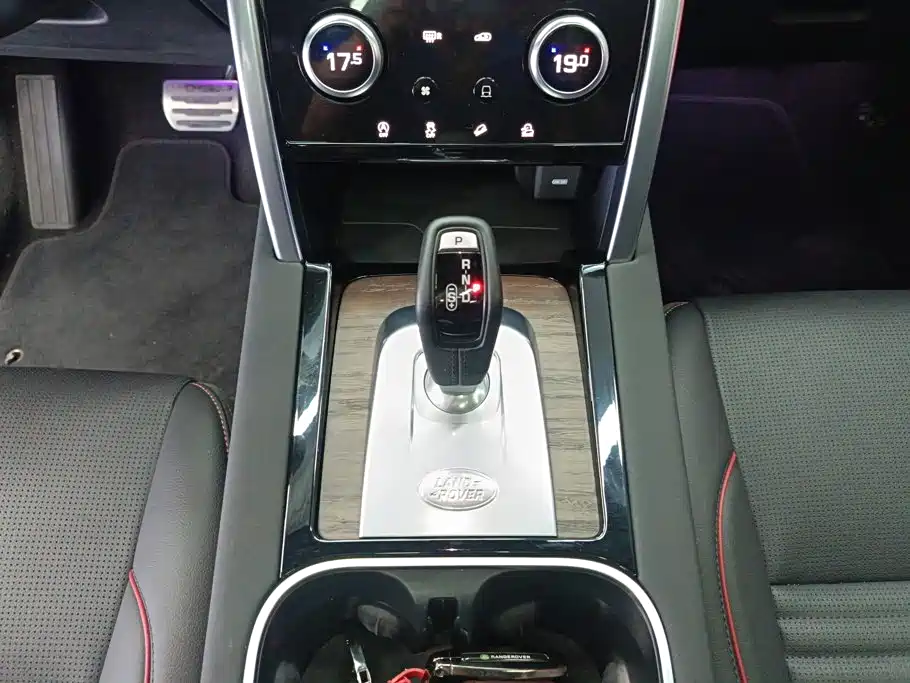 Land Rover Discovery Sport — миниатюра 16