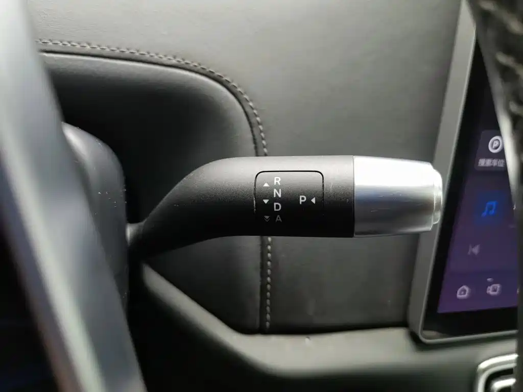 Li Auto Li L8 — миниатюра 13