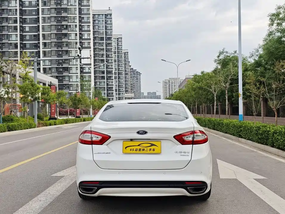 Ford Mondeo — миниатюра 15