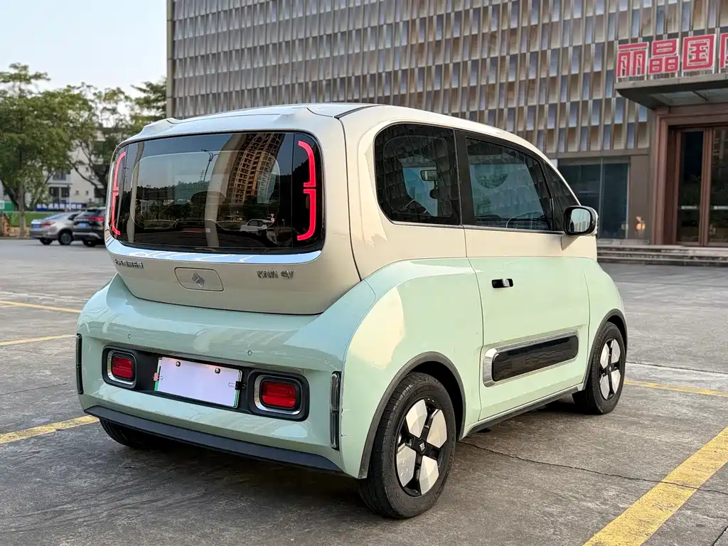 Baojun KiWi EV — миниатюра 7