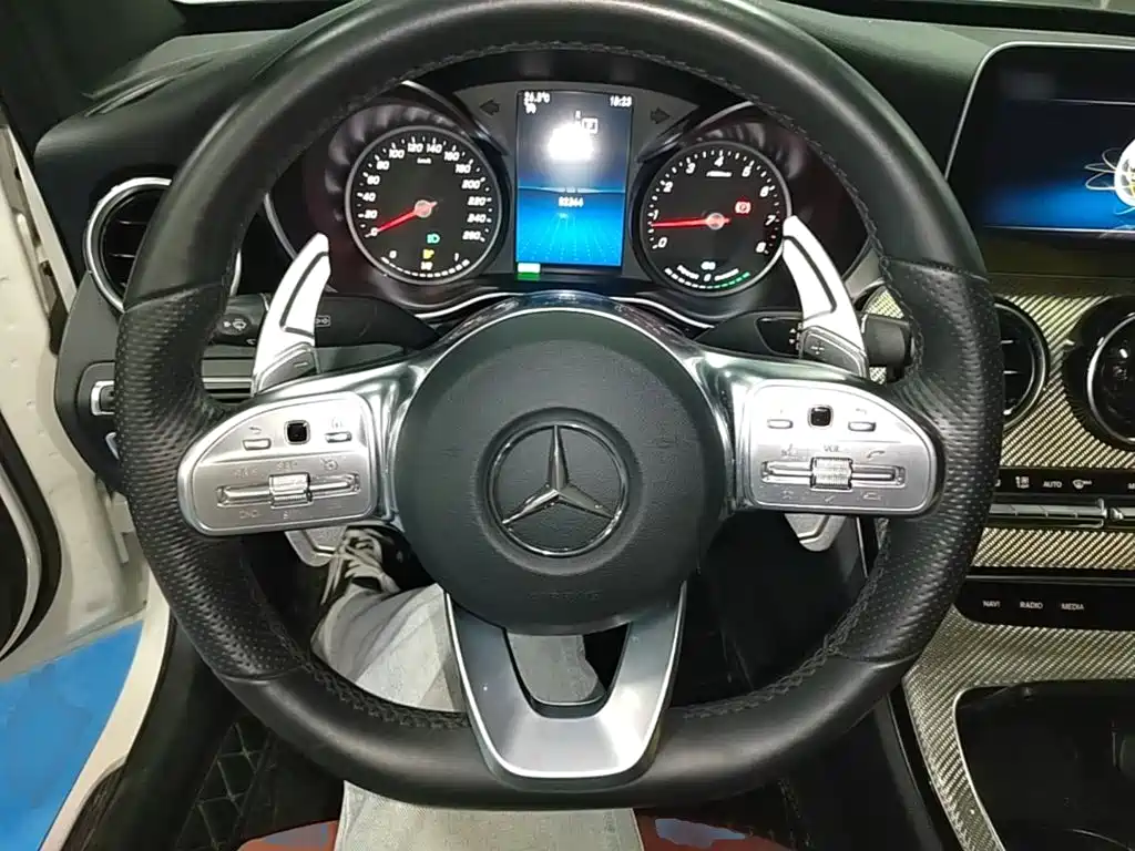 Mercedes-Benz C-Class — миниатюра 11