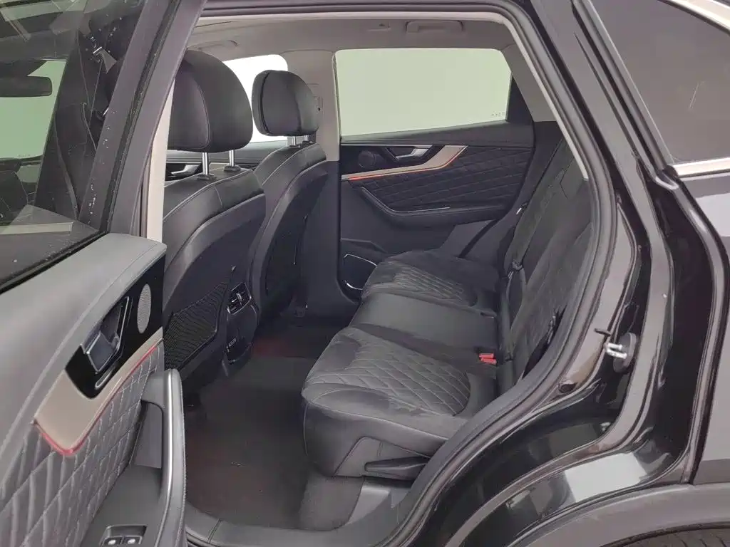 Hongqi Hongqi HS5 — миниатюра 15