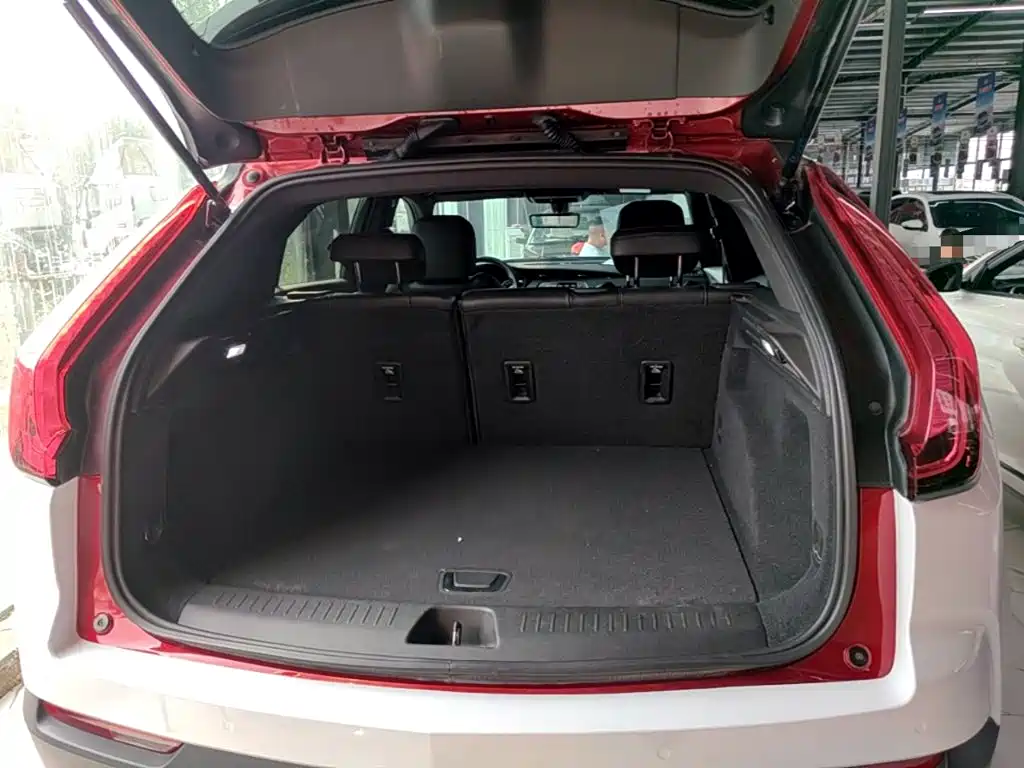 Cadillac XT4 — миниатюра 19