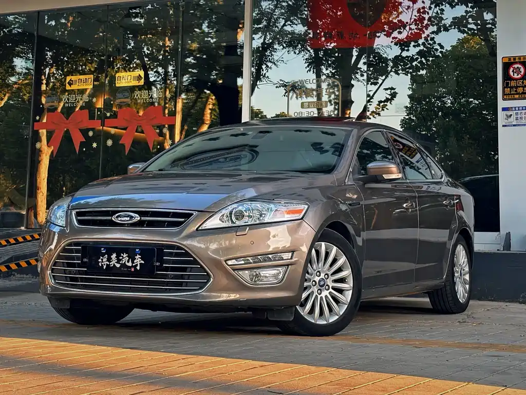 Ford Mondeo Zhisheng 2012