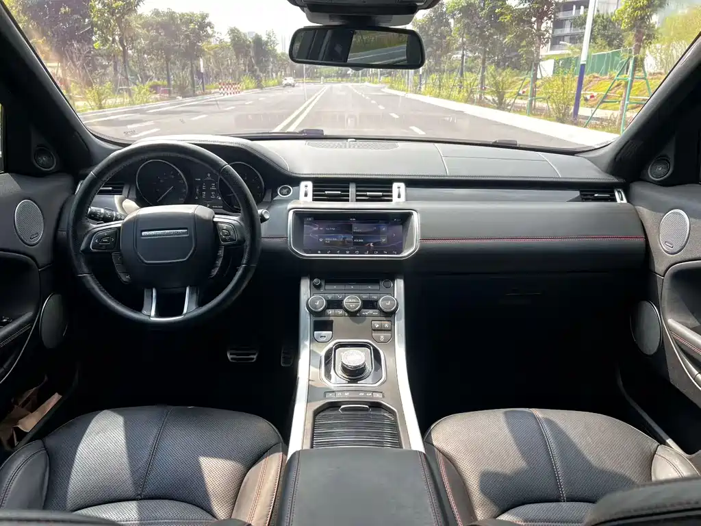 Land Rover Evoque — миниатюра 5