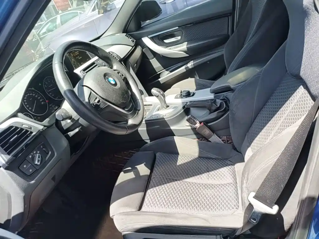 BMW 3 Series — миниатюра 15