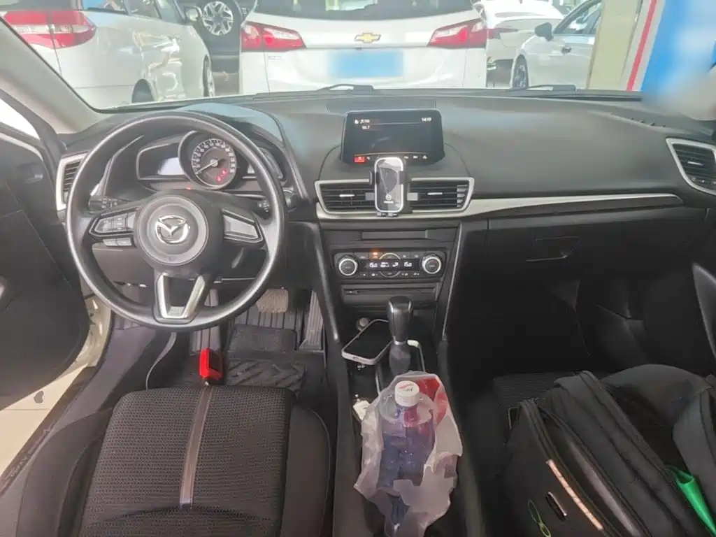 Mazda 3 Axela — миниатюра 10