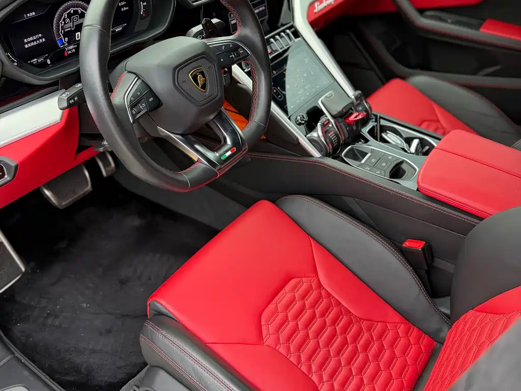 Lamborghini Urus — миниатюра 6