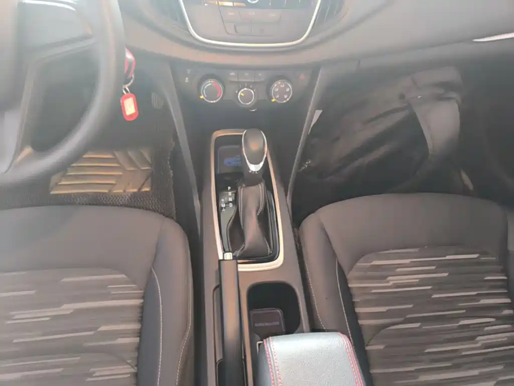 Chevrolet Cavalier — миниатюра 14